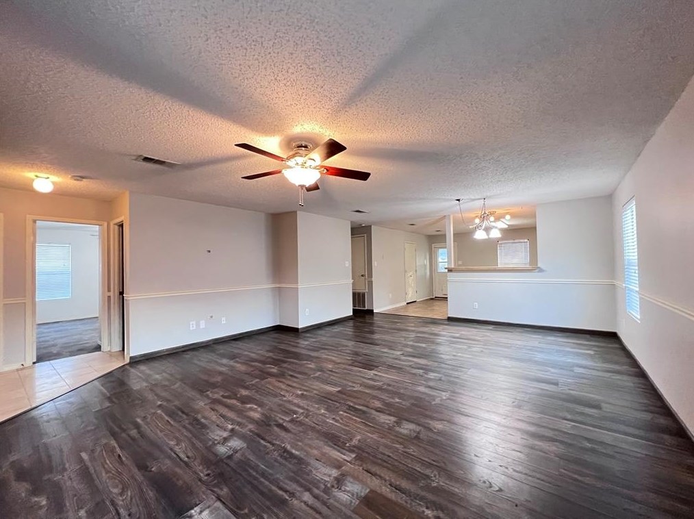 5513 Wiltshire Dr, Fort Worth, TX 76135