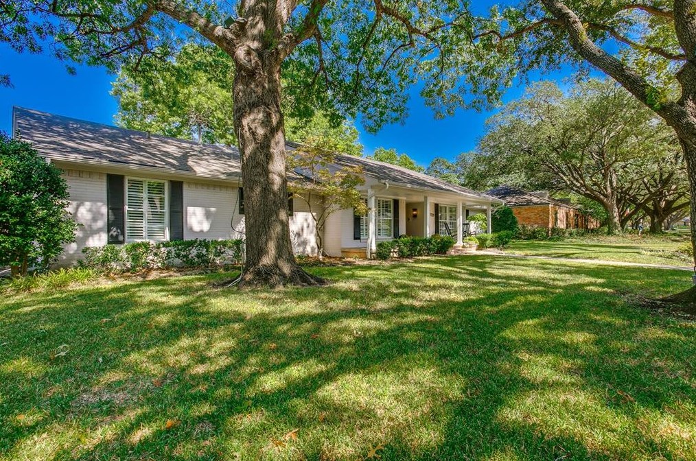 7729 Woodstone Ln, Dallas, TX 75248-5349