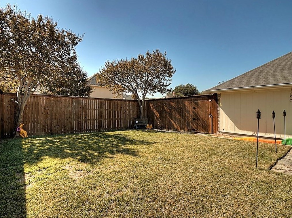 1218 Ter Dr, Mesquite TX 75150-4284 exterior