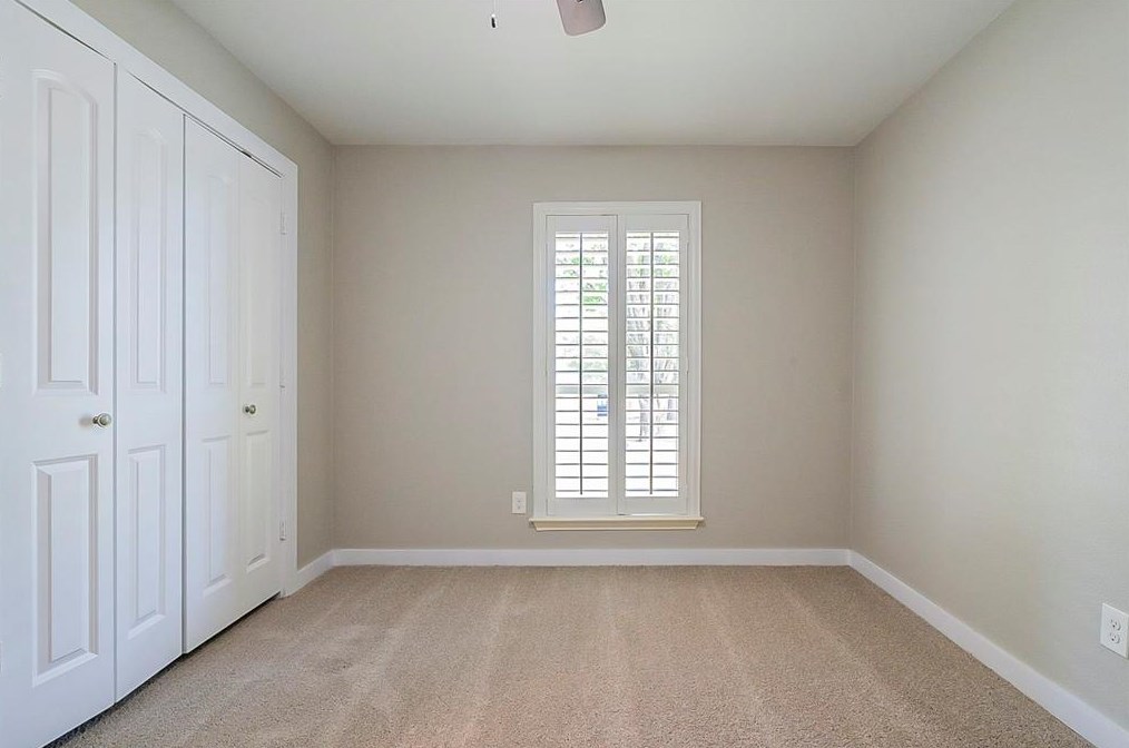 5005 Edgewater Dr, Rowlett TX 75088-4104 exterior