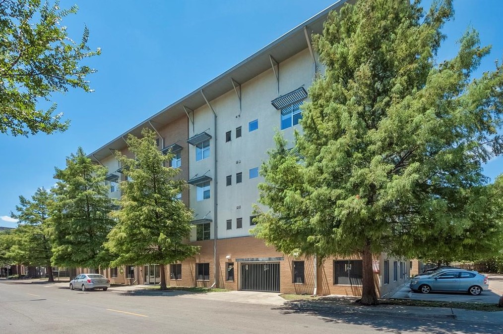 3015 Bryan St Apt 1e, Dallas, TX