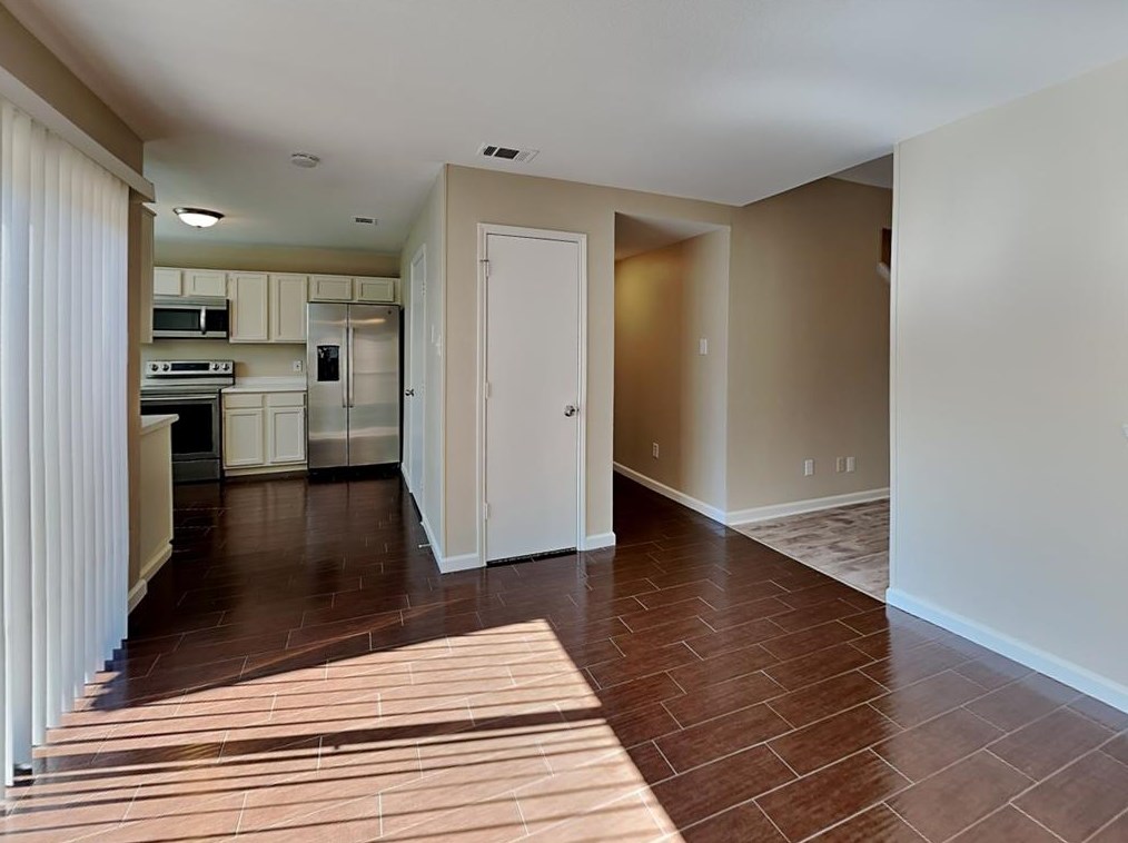 1452 Thistlewood Ln, Grapevine TX  76051-2780 exterior