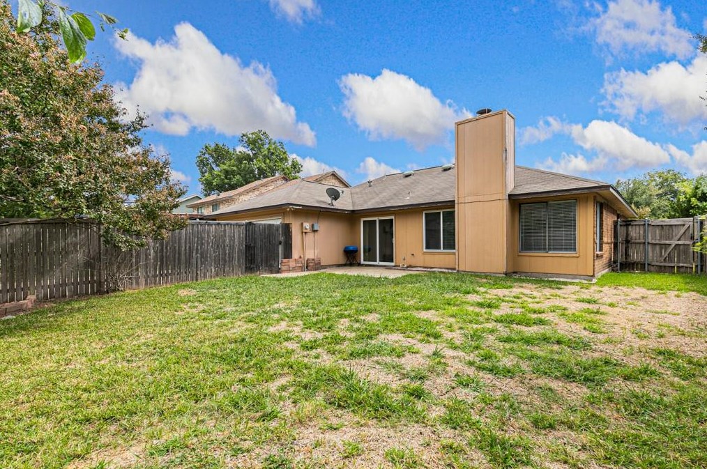 7613 Tulane Dr, Rowlett TX 75088-8526 exterior