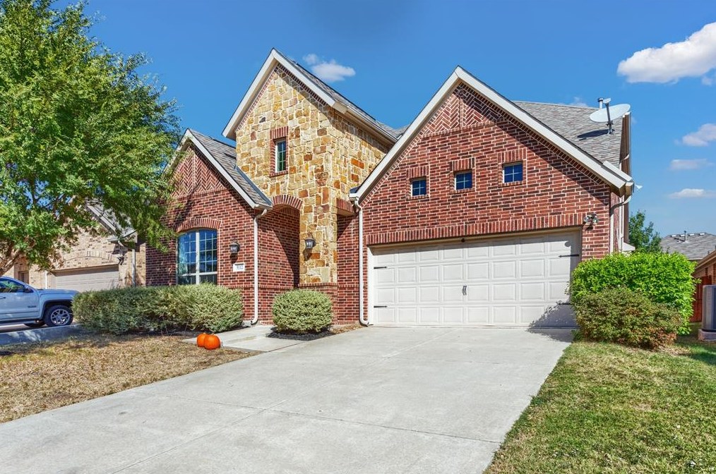 5112 Fringetree Dr, Mckinney TX 75071-8366 exterior