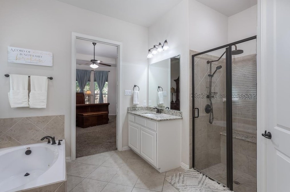 5112 Fringetree Dr, Mckinney TX 75071-8366 exterior