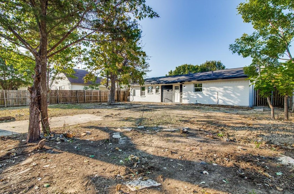 1808 Lucille Dr, Mesquite TX 75149-1917 exterior