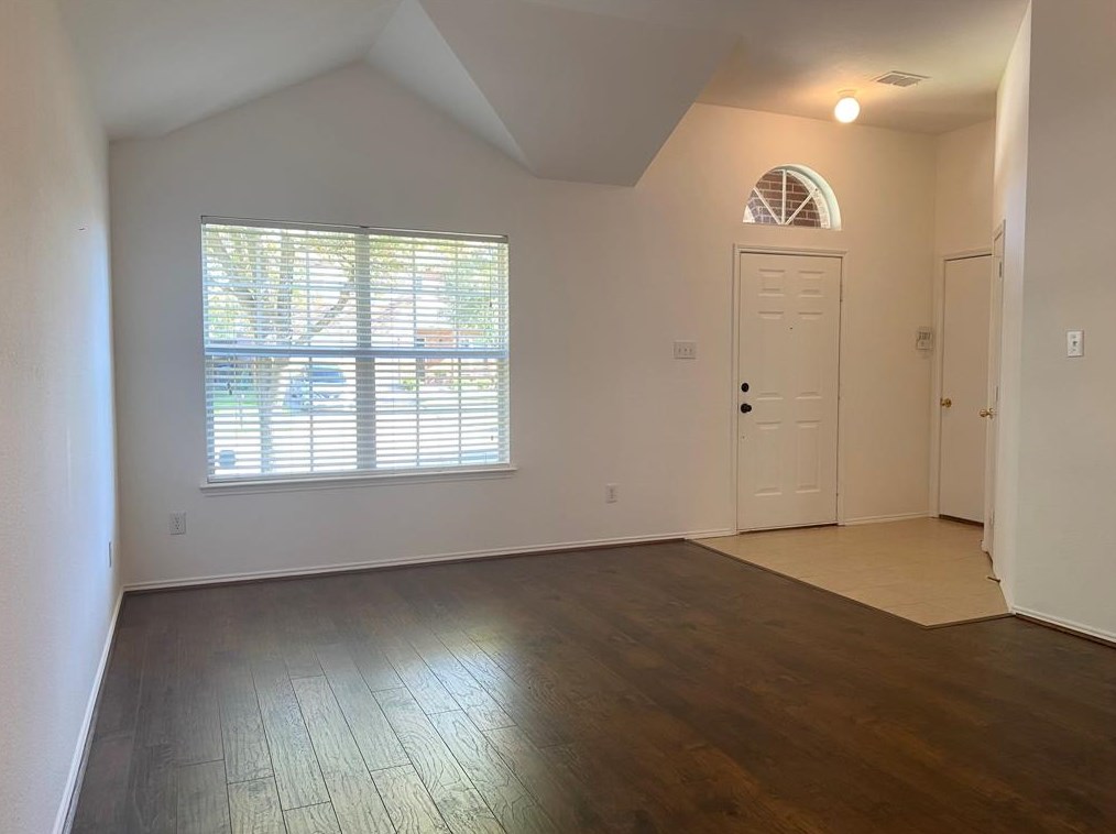 1924 Jackson Dr, Oak Point, TX 75068