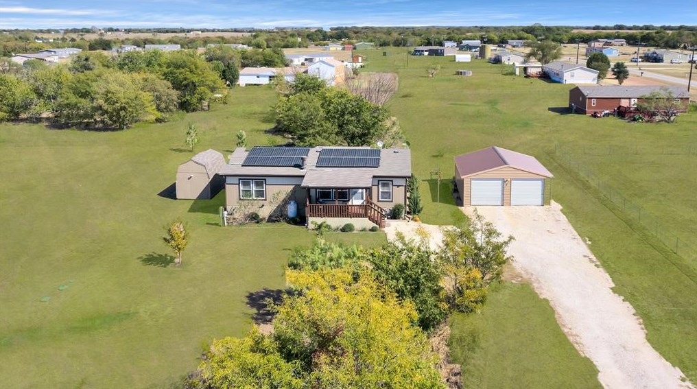 176 Bluegrass Ln, Sherman, TX 75092-4971