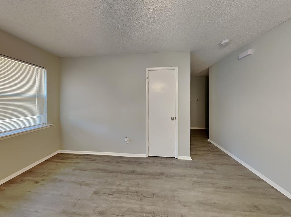 5544 Alter Dr, Fort Worth, TX 76119