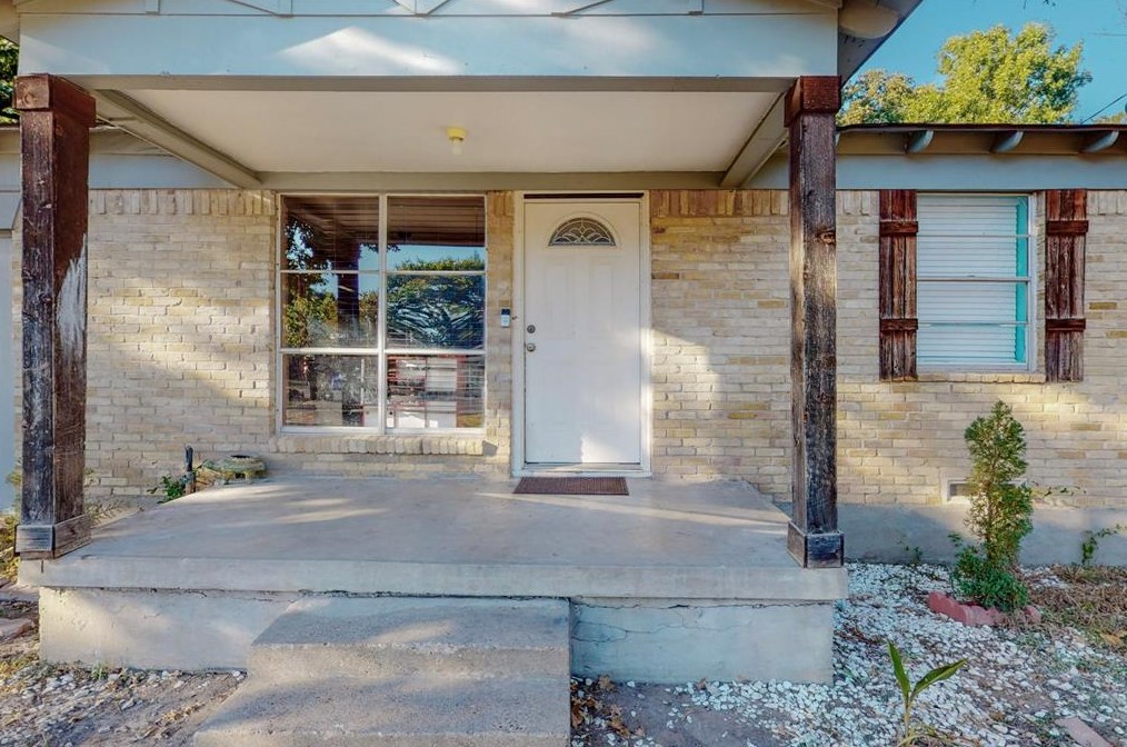 11513 Oak Tree Rd, Mesquite TX exterior