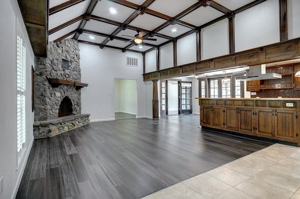 8900 Random Rd, Fort Worth, TX 76179