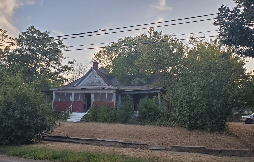 514 Montgomery St, Sherman, TX 75090-4941