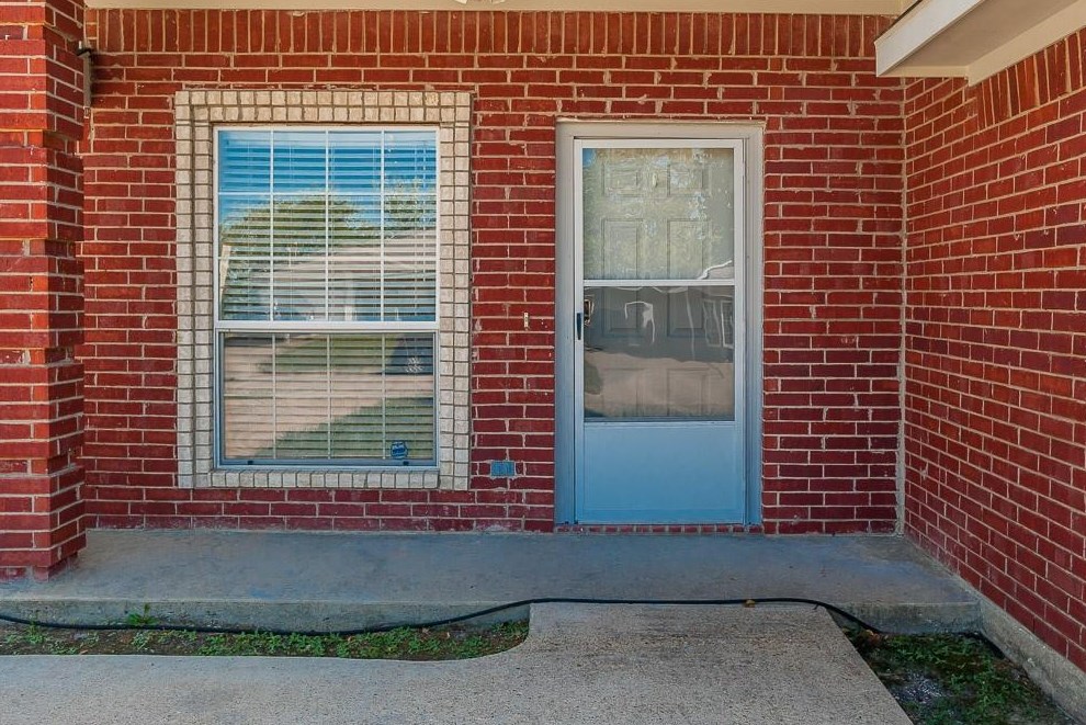 1101 Melody Cir, Kaufman, TX 75142
