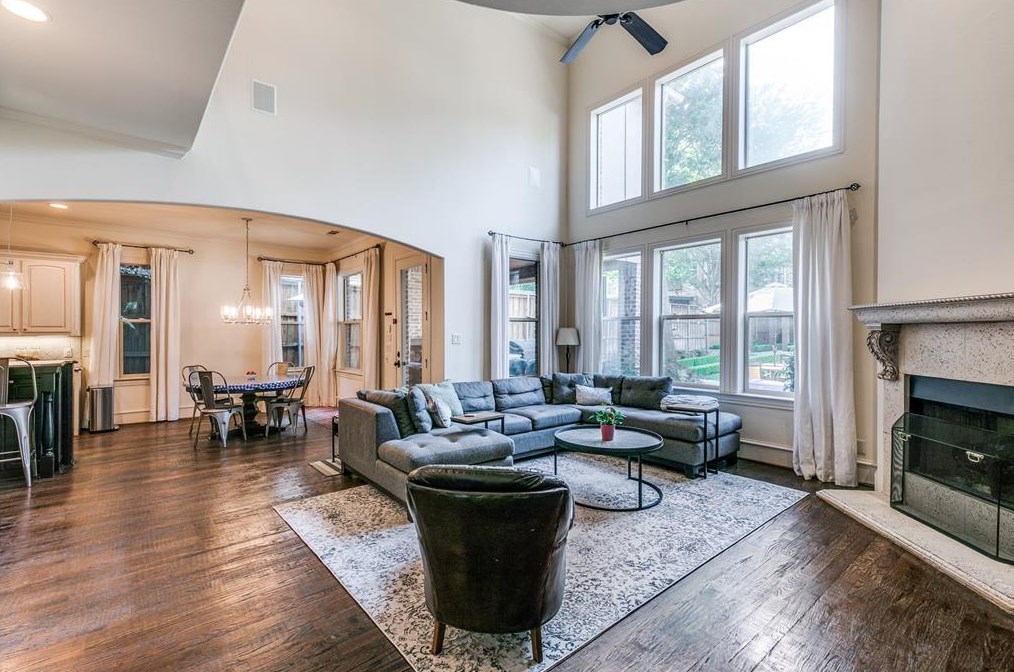 6363 Vanderbilt Ave, Dallas TX  75214-3337 exterior
