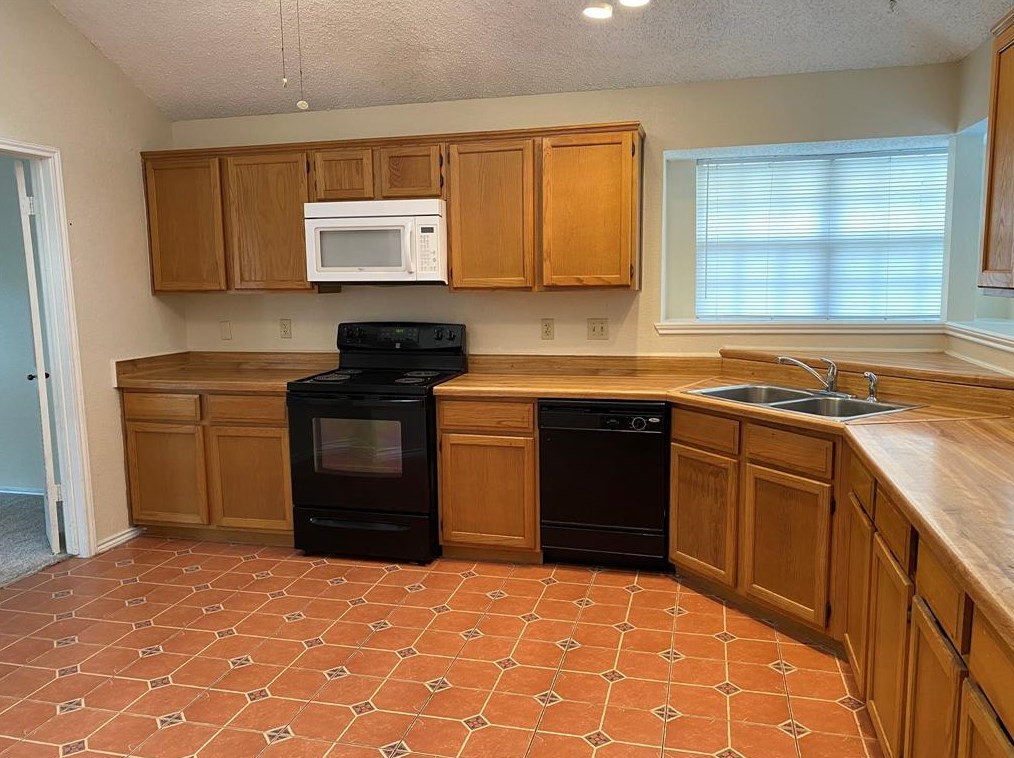 3610 Flagstone Ave, Rowlett, TX 75088-6513