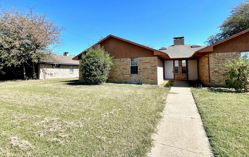 4710 Berridge Ln, Dallas, TX 75227
