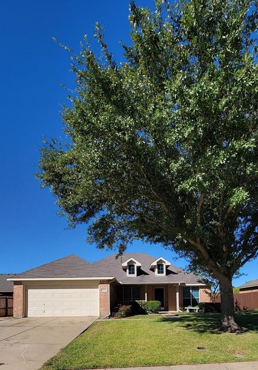 1715 Westgate Dr, Terrell, TX 75160