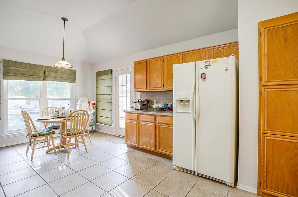 7133 Summerset Dr, Fort Worth TX  76126-4534 exterior