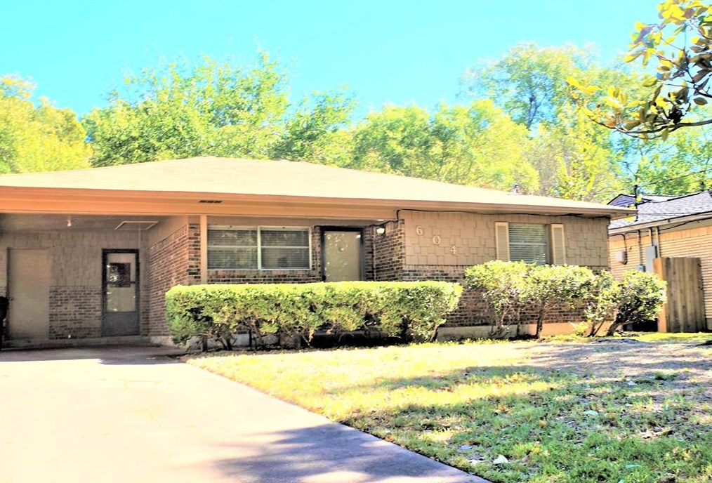 604 Verna Ln, Denison, TX 75020
