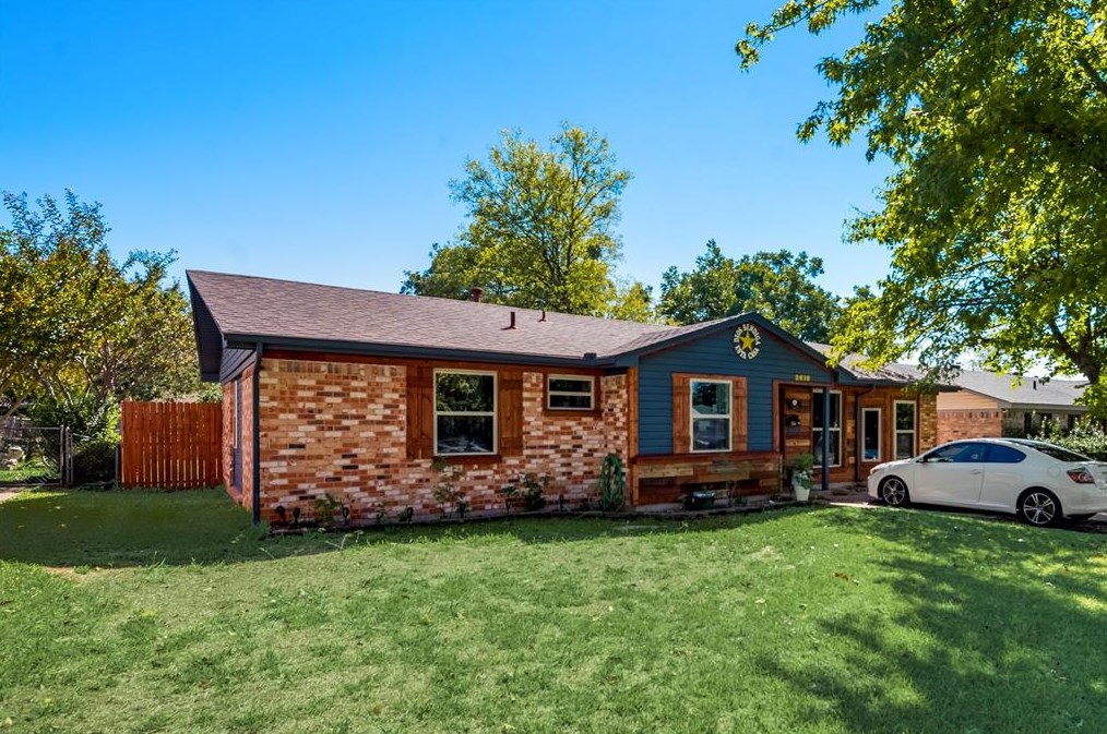 2610 Greenhill Dr, Mesquite, TX 75150-5223