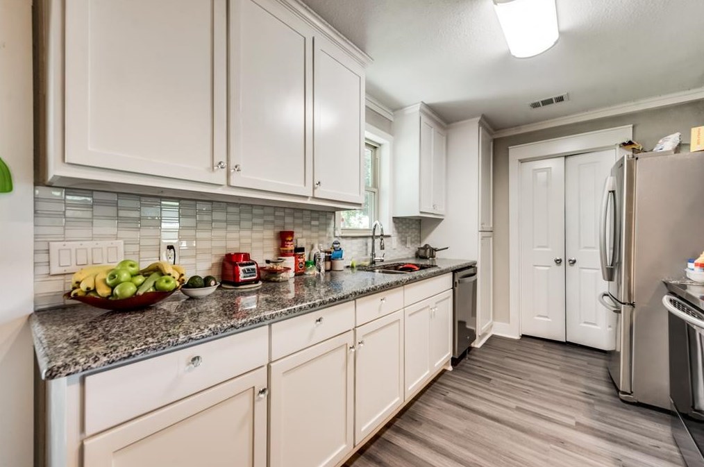 2610 Greenhill Dr, Mesquite TX 75150-5223 exterior