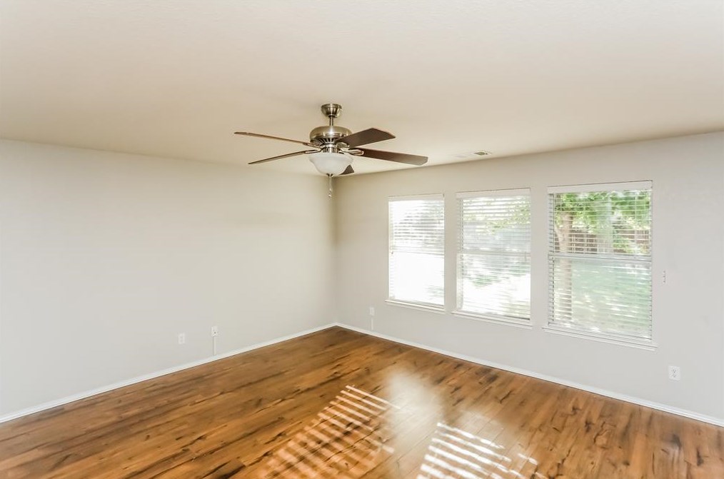 13925 Walnut Canyon Ct, Roanoke, TX 76262-3801