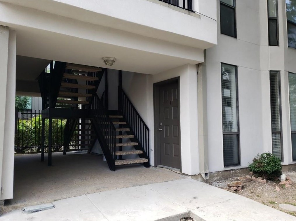 2002 N Fitzhugh Ave Apt 1, Dallas, TX 75204