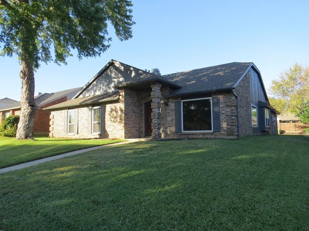4321 Hillshire Ct, Lewisville, TX 75028