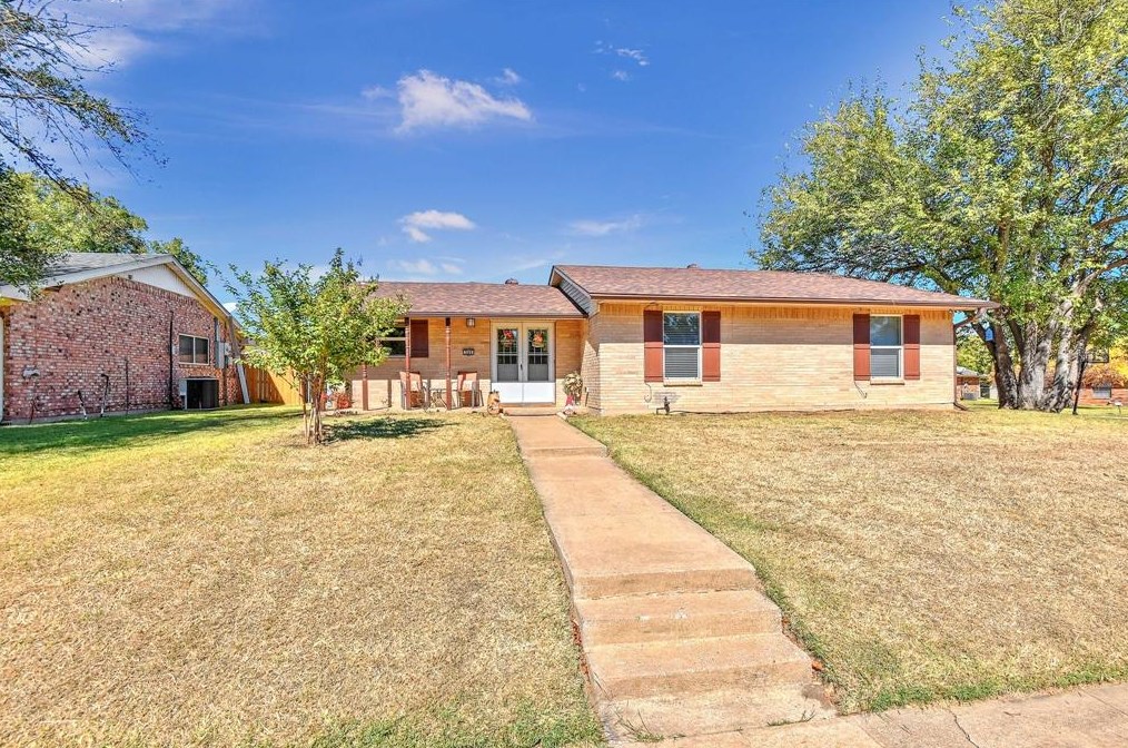 509 Iowa St, Sherman, TX 75090-9180
