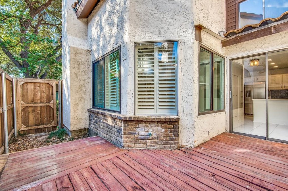 14151 Montfort Dr, Dallas TX  75254-3098 exterior