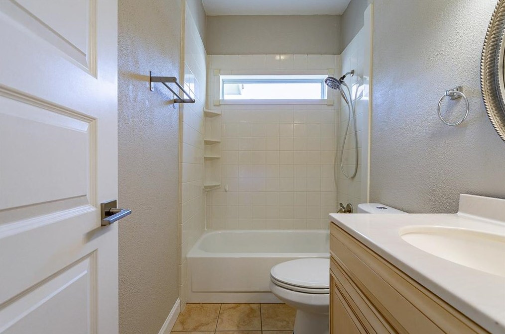 7214 Alissa Dr, Rowlett TX 75089-3788 exterior