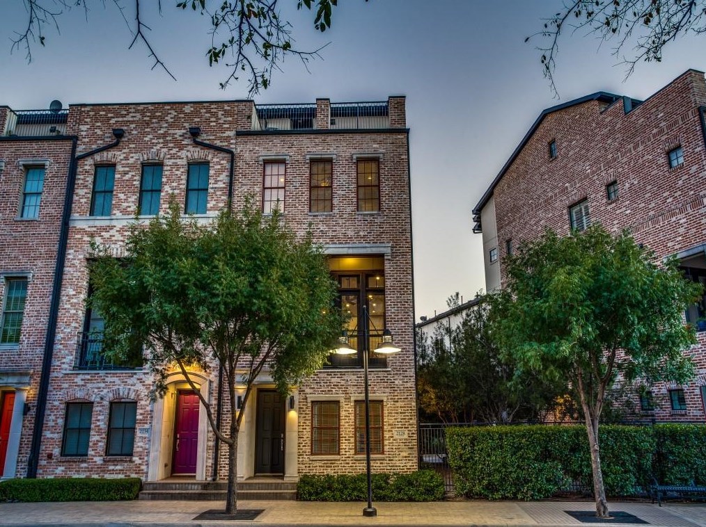 2128 Canton St, Dallas, TX 75201