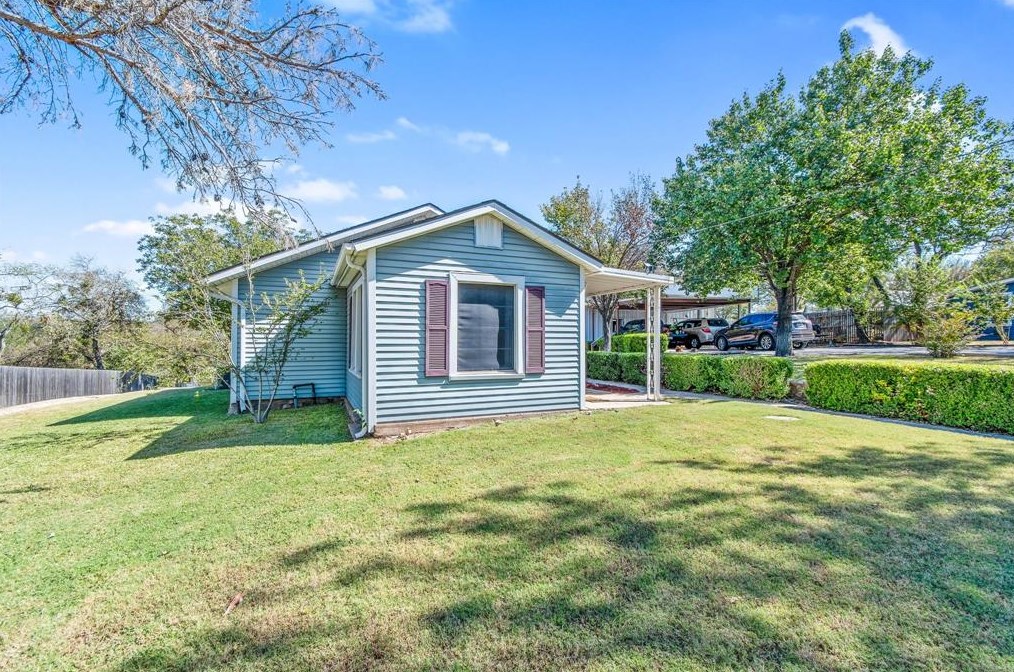 4140 Lakewood Dr, Fort Worth, TX 76135