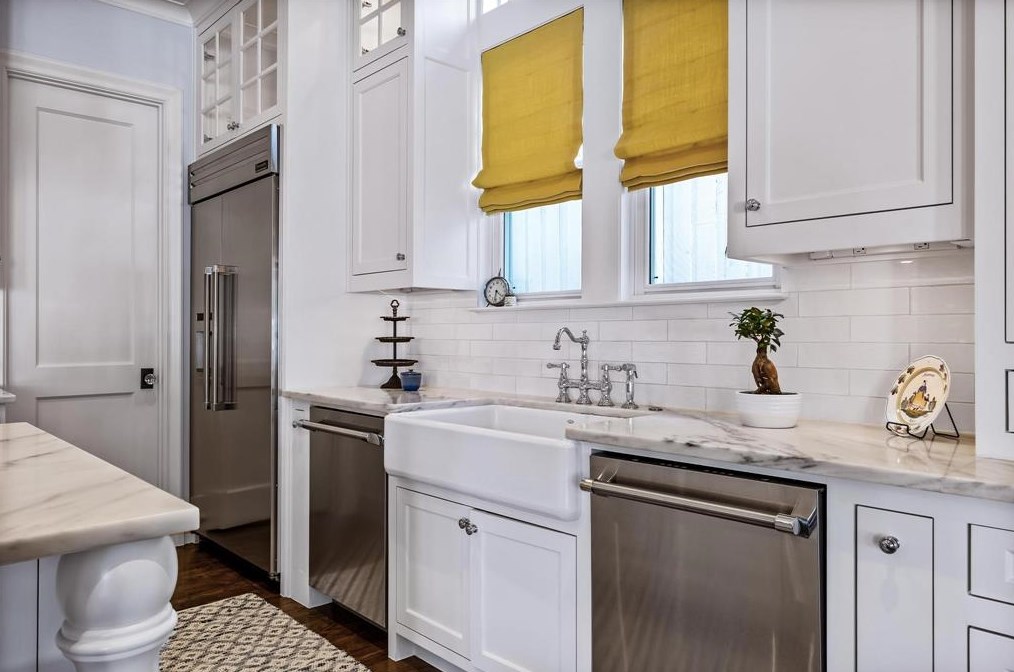 6713 Vanderbilt Ave, Dallas TX  75206-6136 exterior