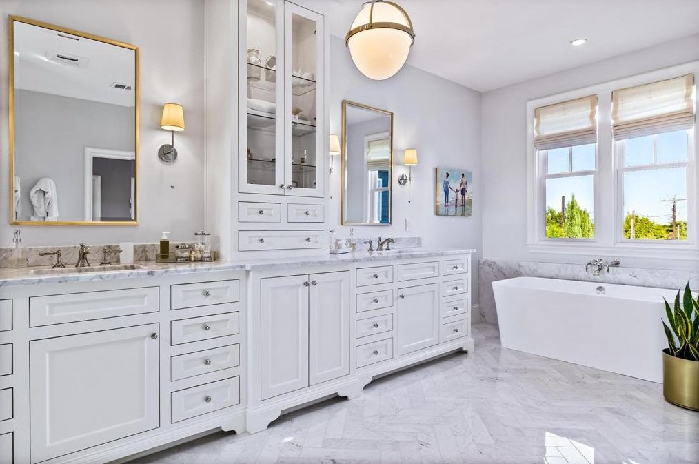 6713 Vanderbilt Ave, Dallas TX  75206-6136 exterior