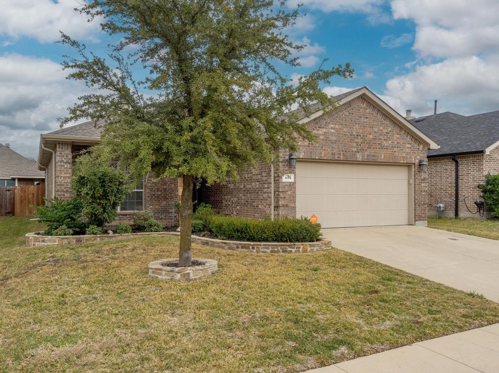 649 Cattlemans Way, Fort Worth, TX 76131