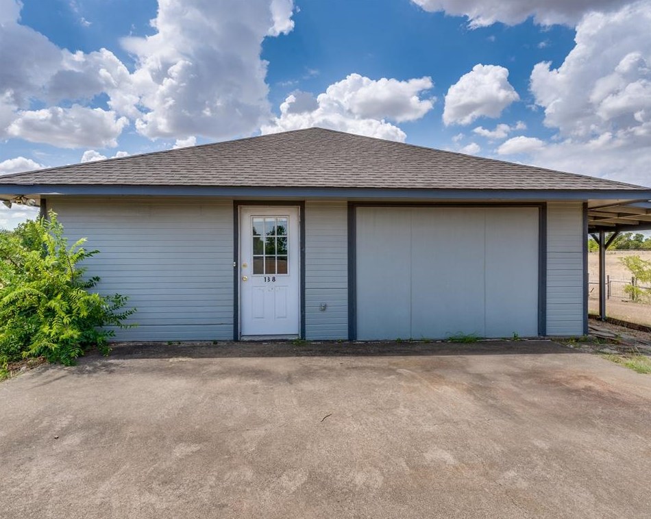 138 Ralston Lake #b, Midlothian, TX 76065
