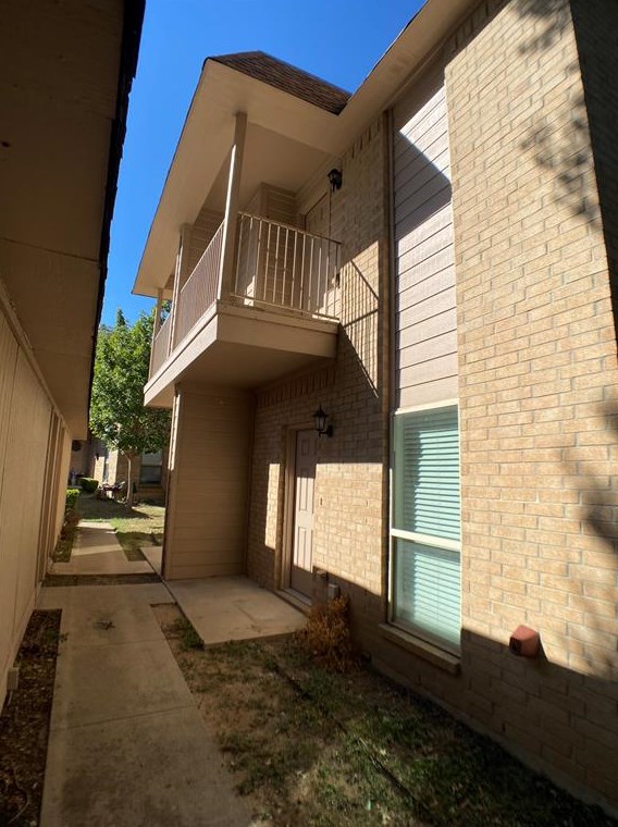 2104 Edwin St, Fort Worth, TX 76110