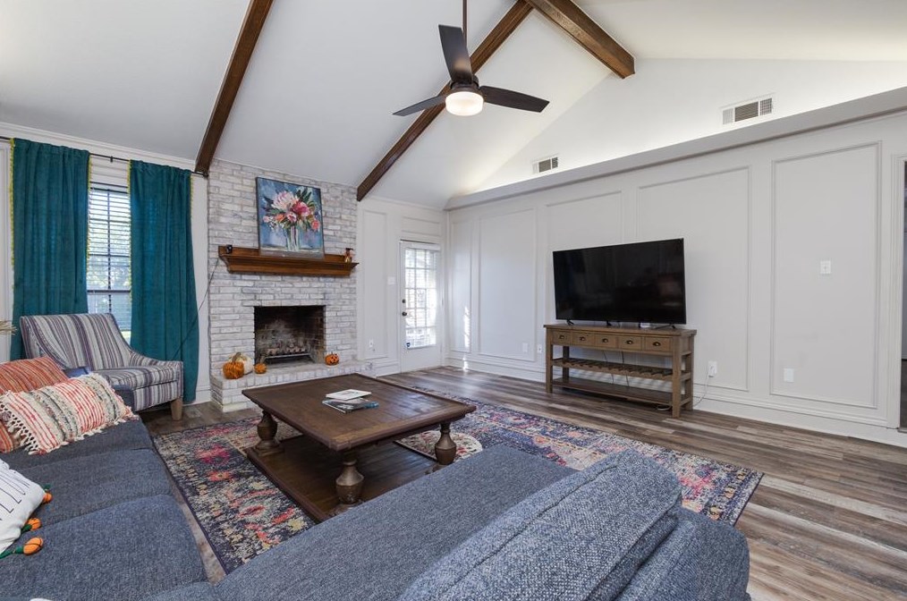 114 Sunview, Mesquite TX 75182-9406 exterior