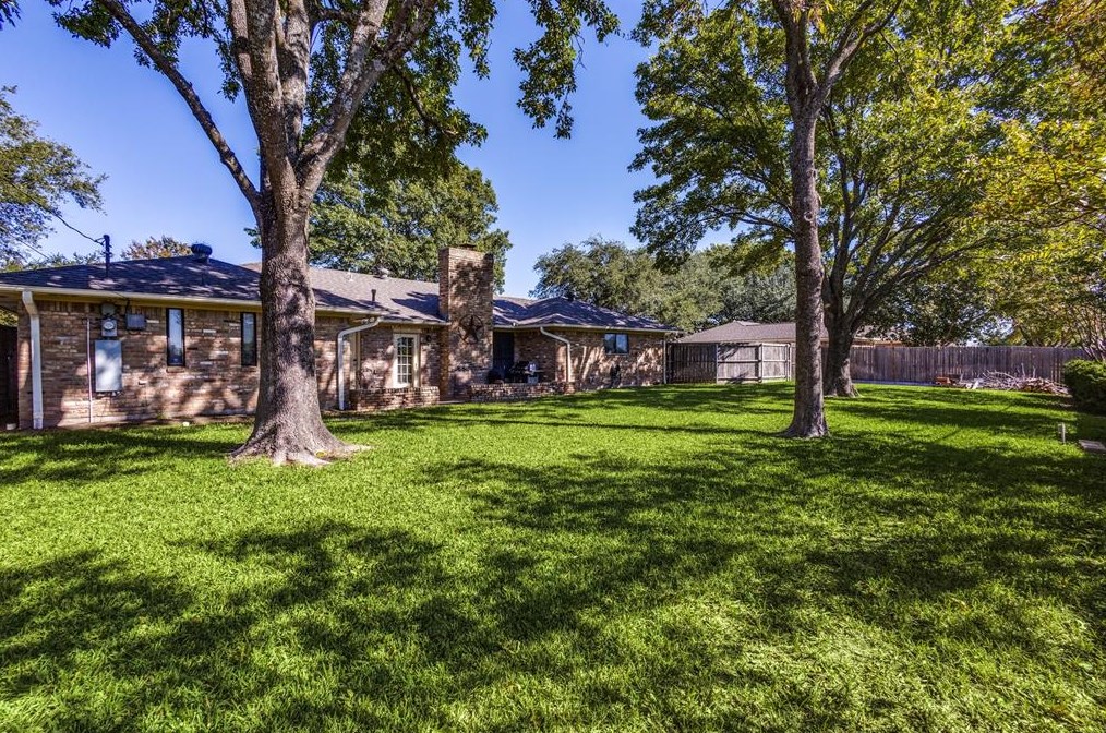 114 Sunview, Mesquite TX 75182-9406 exterior