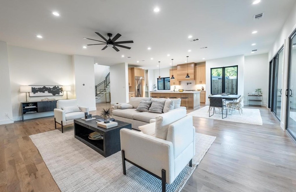 6230 Kenwood Ave, Dallas TX 75206-5515 exterior