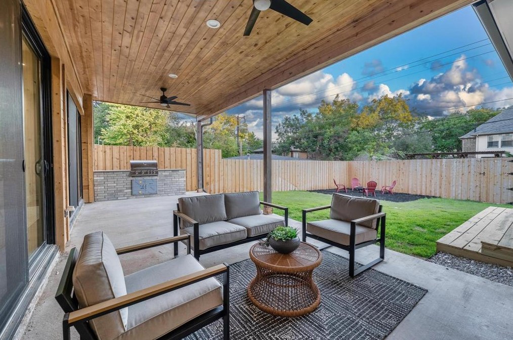 6230 Kenwood Ave, Dallas TX 75206-5515 exterior