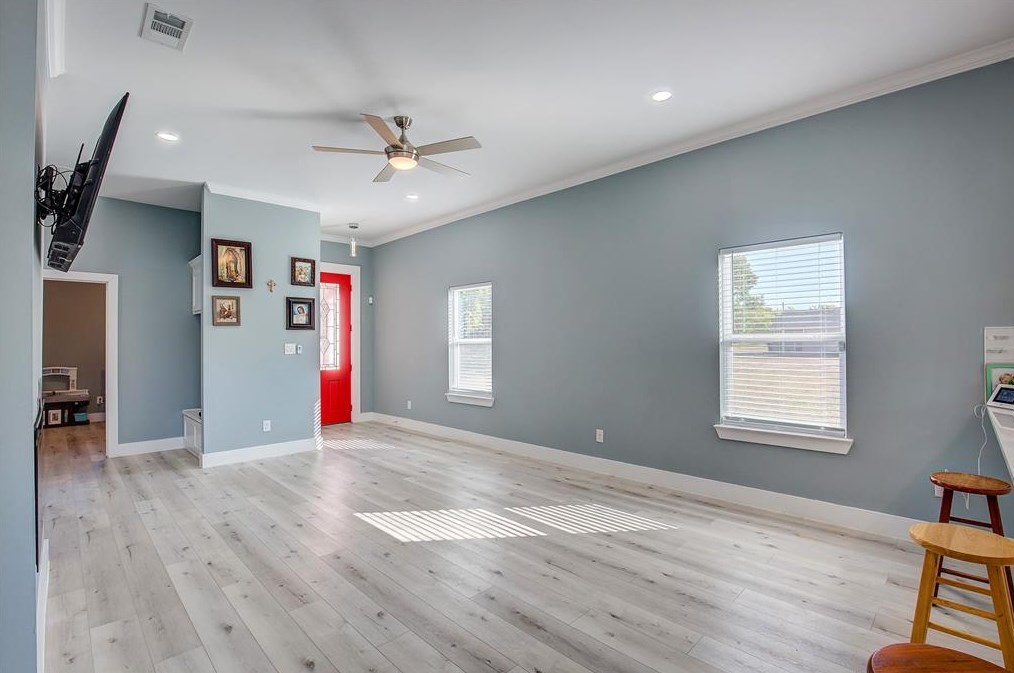 4517 Spencer St, Greenville, TX 75401