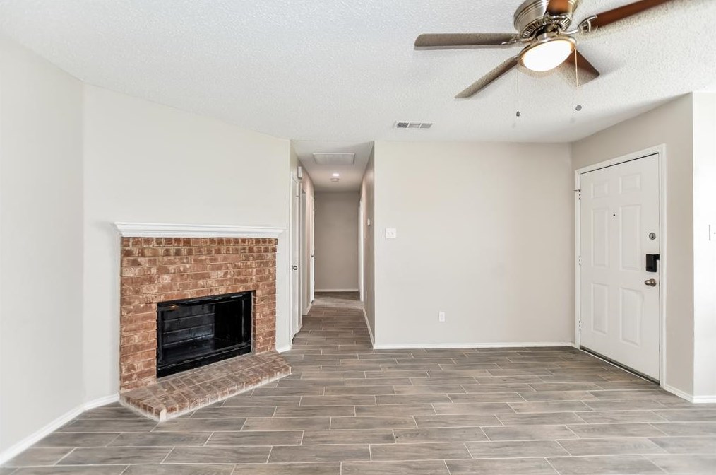 1708 Beau Ct, Mesquite TX  75180-4815 exterior