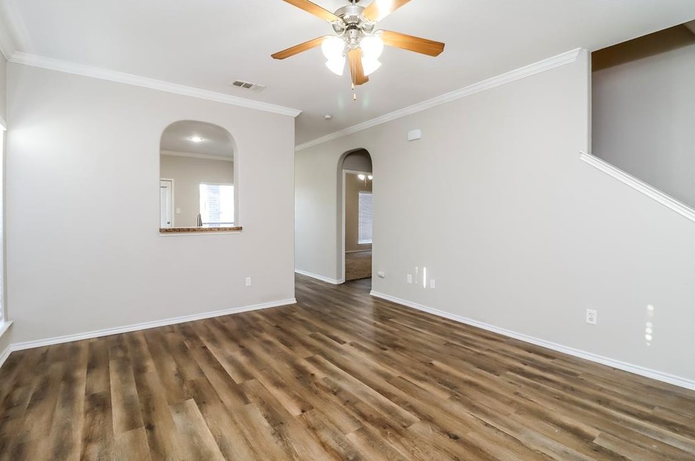 2108 Charmion Ln, Fort Worth, TX 76131