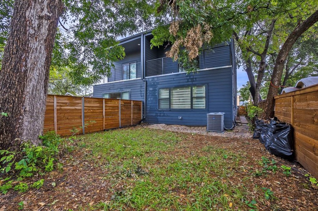 4527 Rusk Ave, Dallas TX  75204-3416 exterior