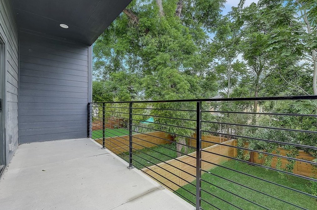 4527 Rusk Ave, Dallas TX  75204-3416 exterior