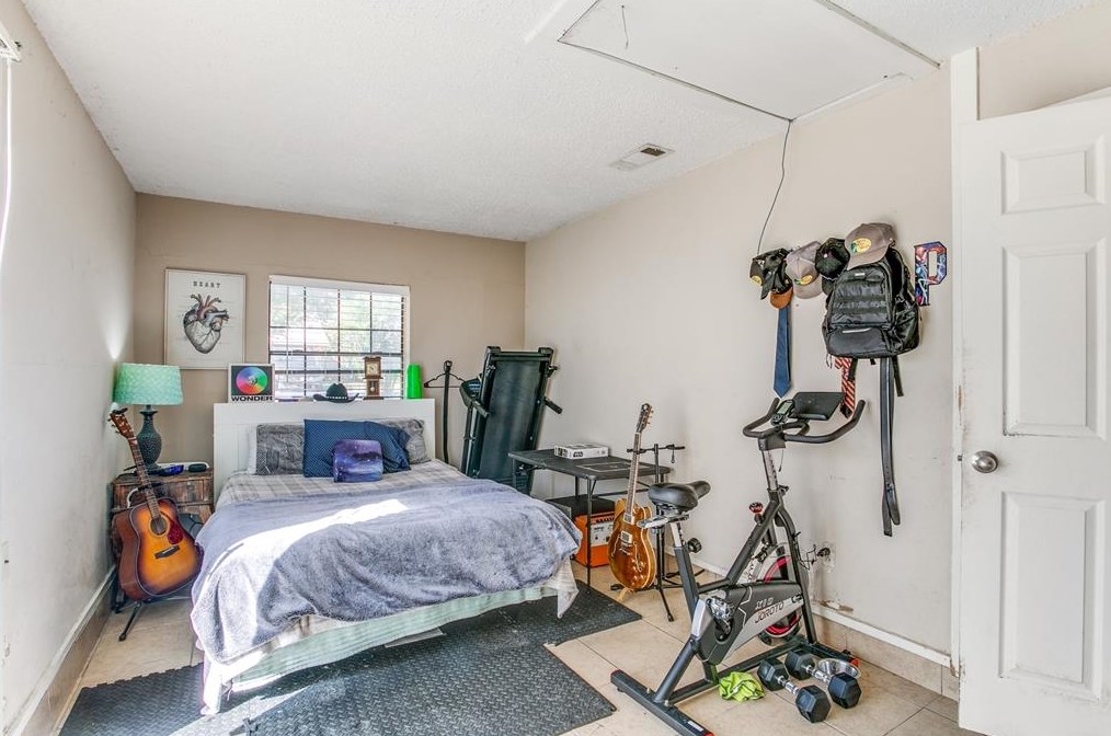 828 Bullock St, Coppell TX 75019-4530 exterior