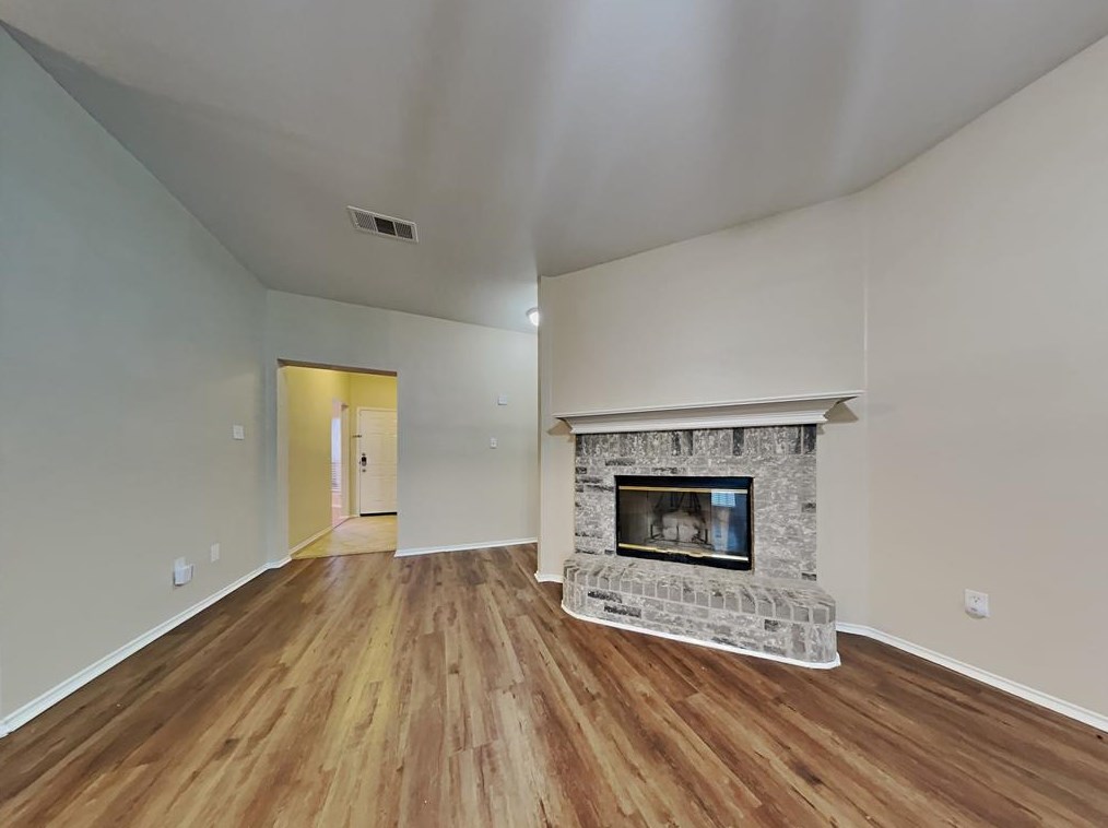 1747 Reynolds St, Lancaster, TX 75134