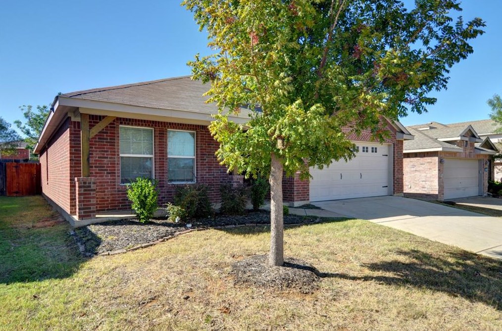 8116 Autumn Creek Trl, Fort Worth, TX 76134